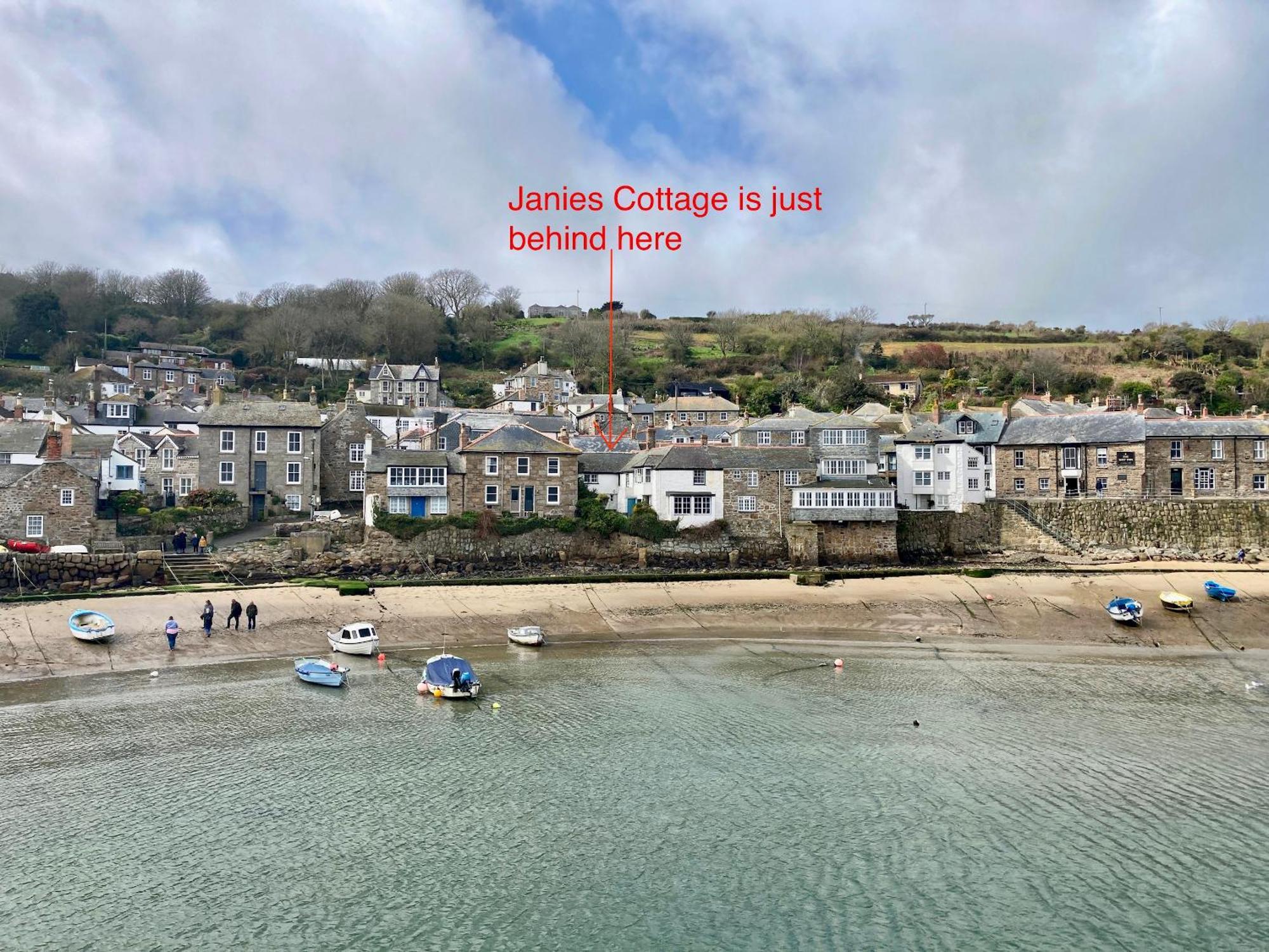 Janies Cottage~ Mousehole~Eclectic Interiors & Vintage Charm Екстер'єр фото